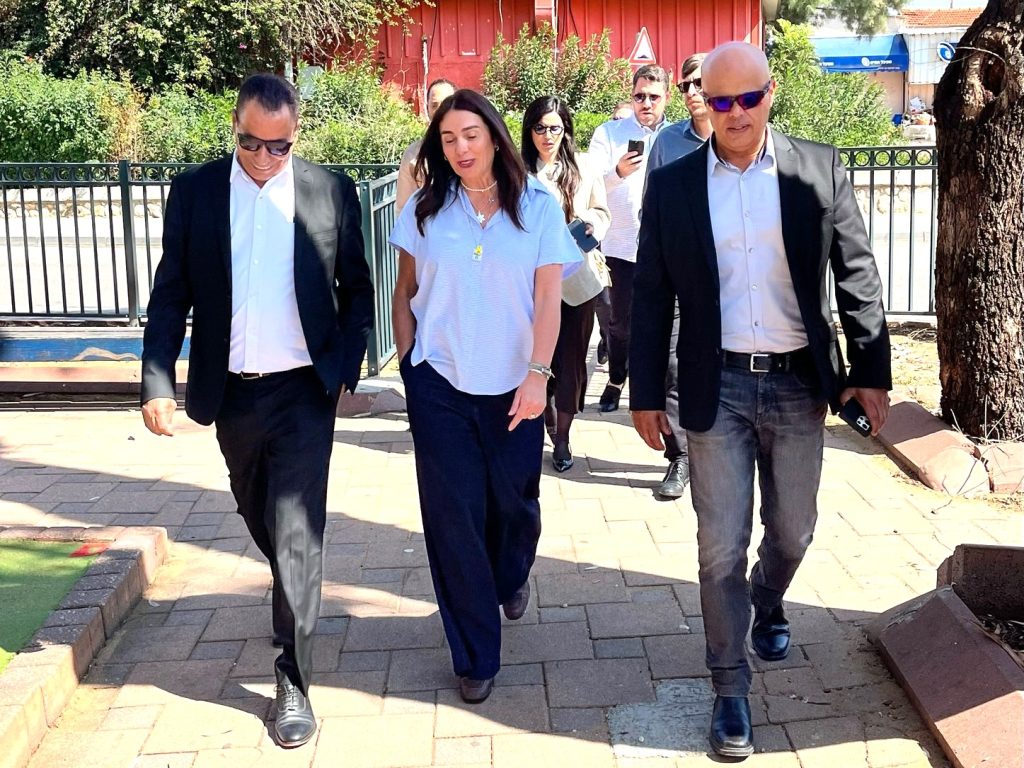 מירי רגב אריה גארלה