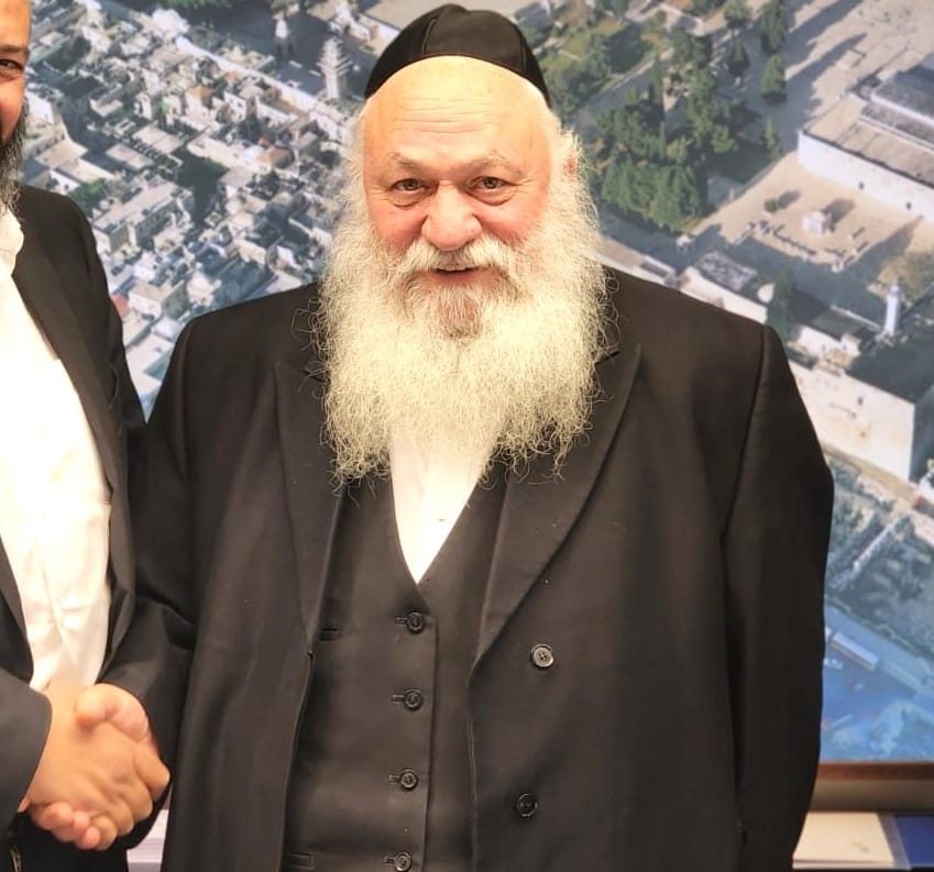 גולדקנוף מזרחי צלי